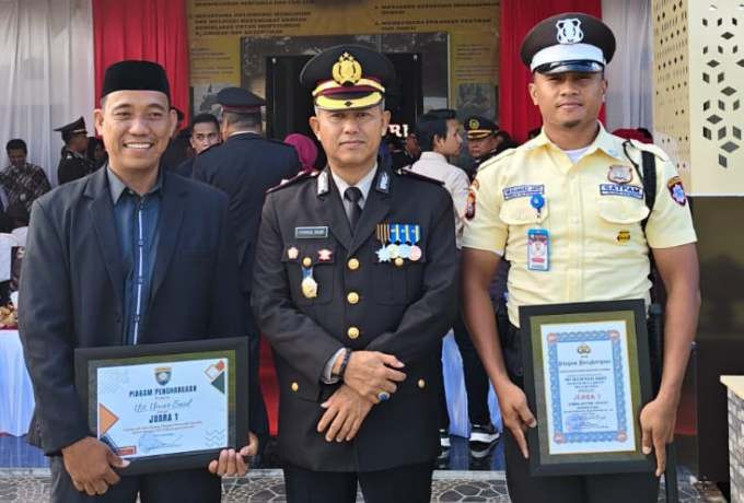 Kader Wahdah Islamiyah Raih Penghargaan Satpam Terbaik di HUT Bhayangkara ke-80 Bulukumba
