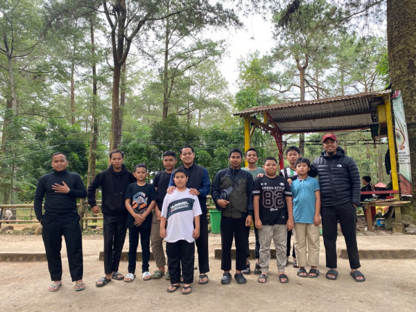 Eratkan Kebersamaan Sebelum Berpisah, RTQ Wahdah Sinjai Gelar Rihlah